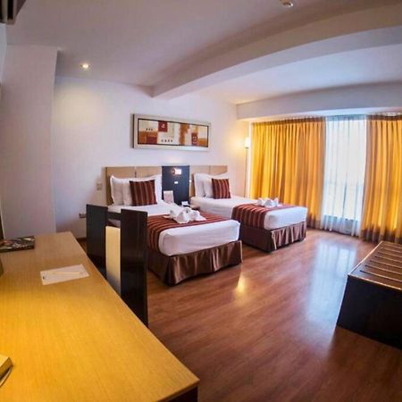 Allpa Hotel & Suites Ліма Екстер'єр фото
