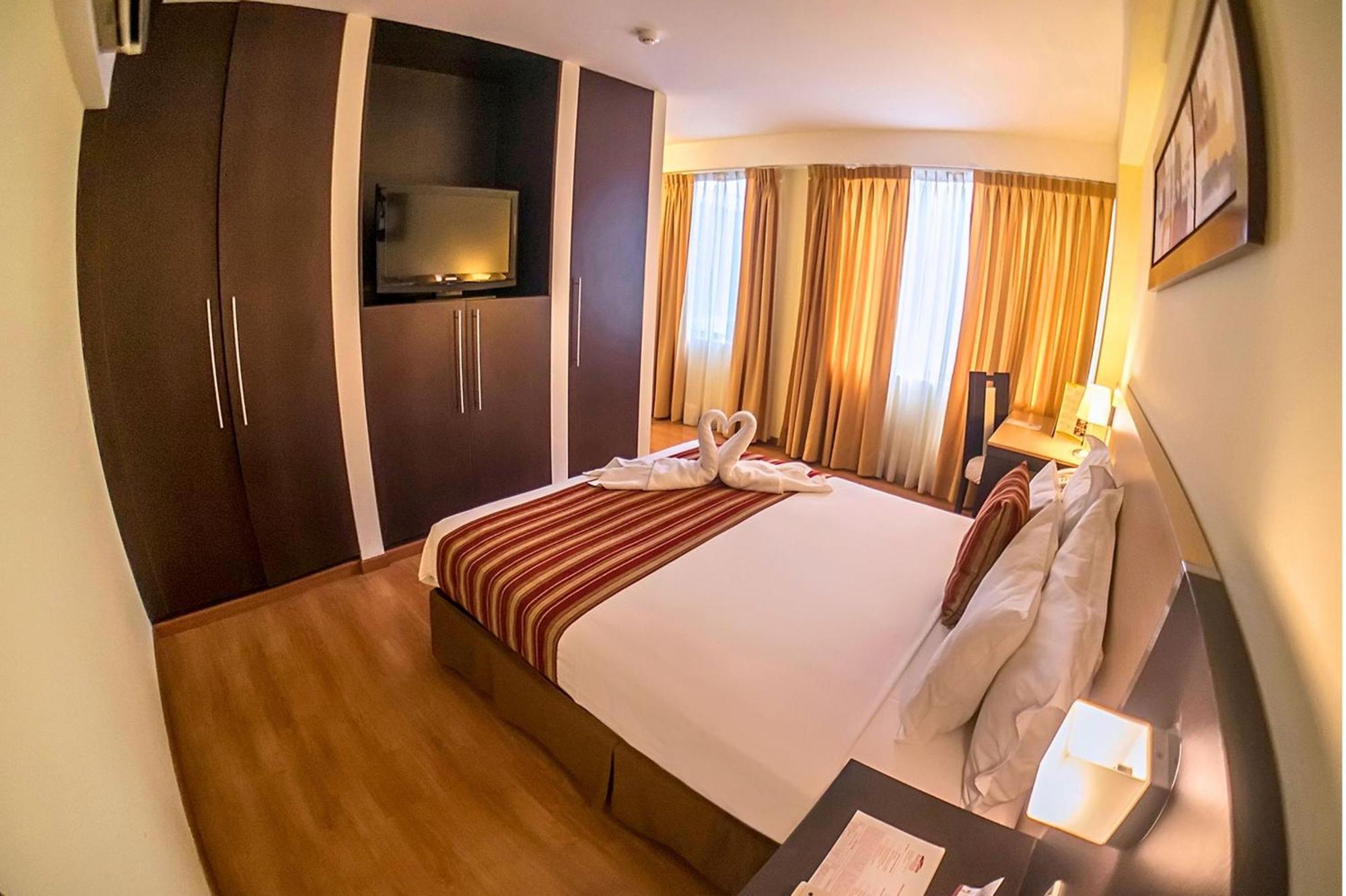 Allpa Hotel & Suites Ліма Екстер'єр фото
